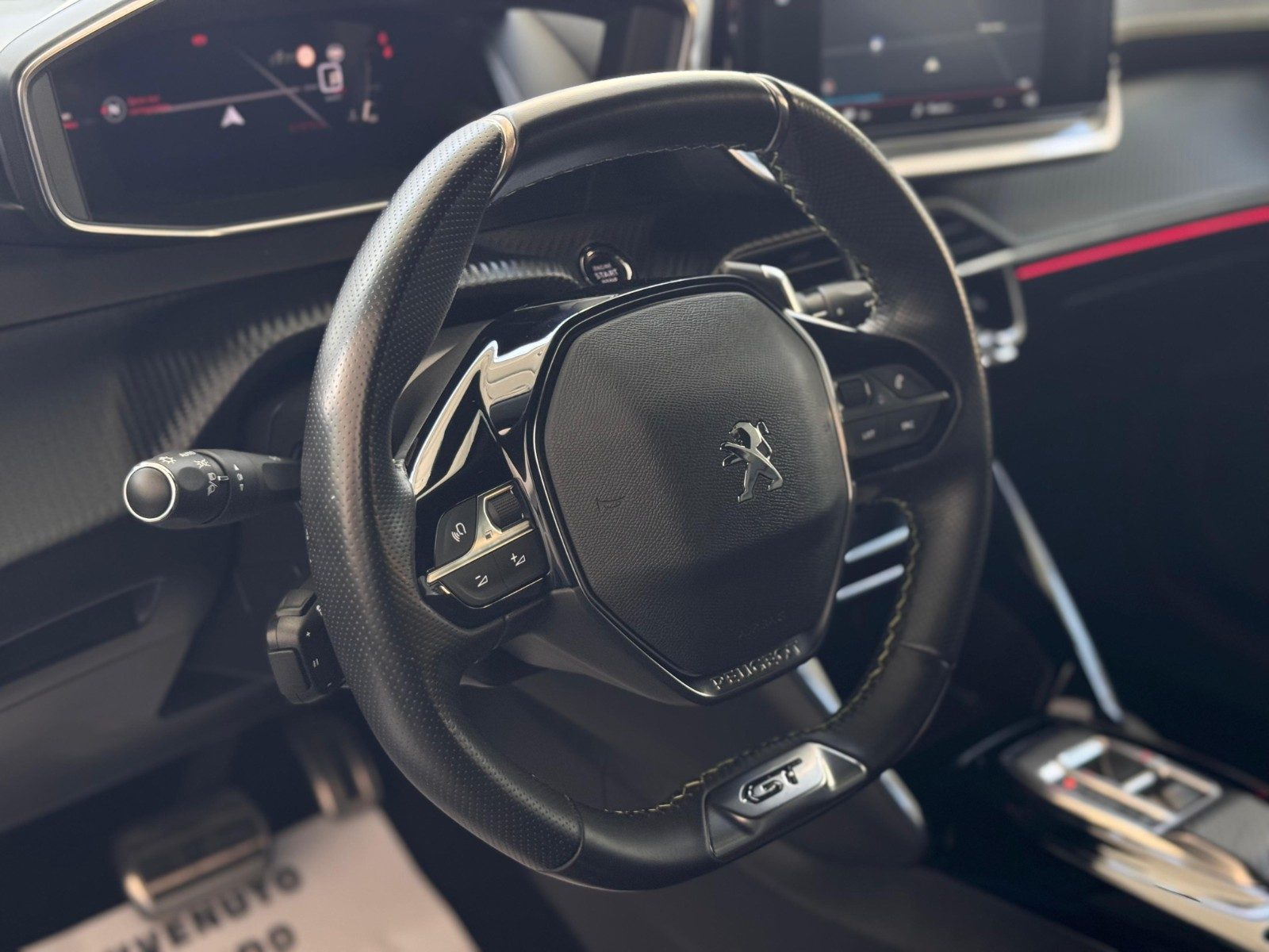 PEUGEOT 208 GT 131CV 🔥