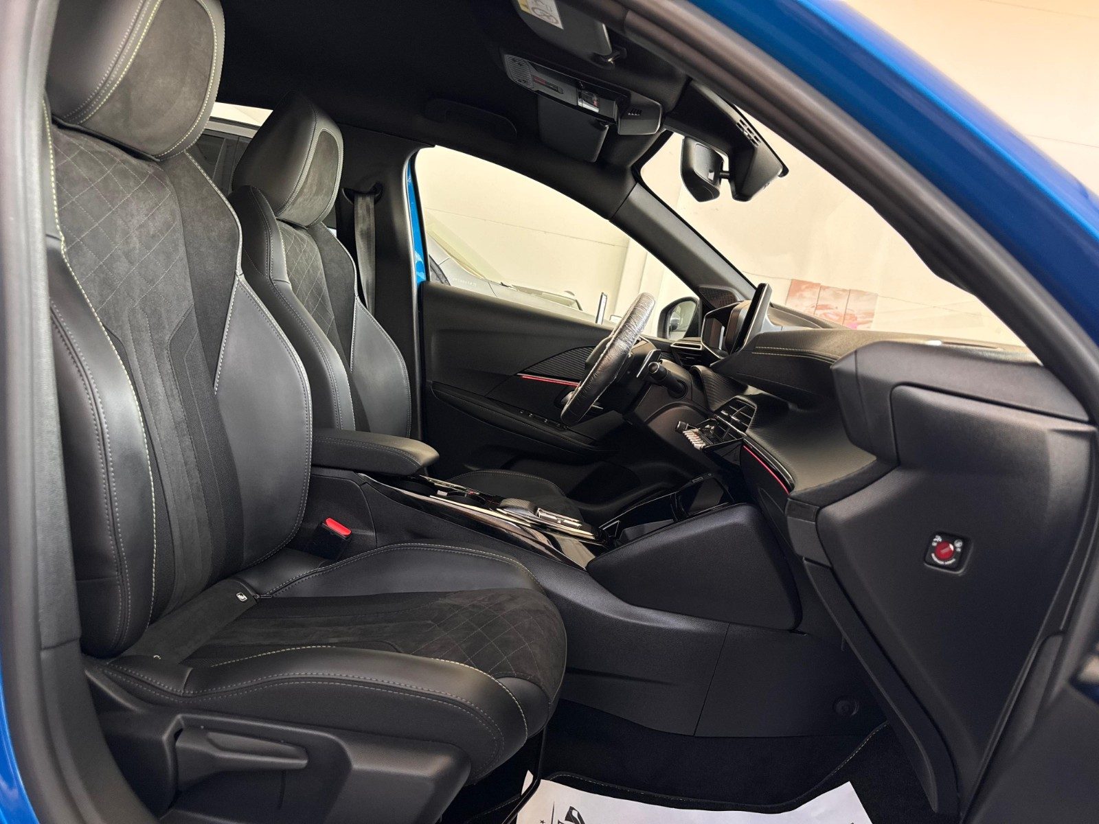 PEUGEOT 208 GT 131CV 🔥