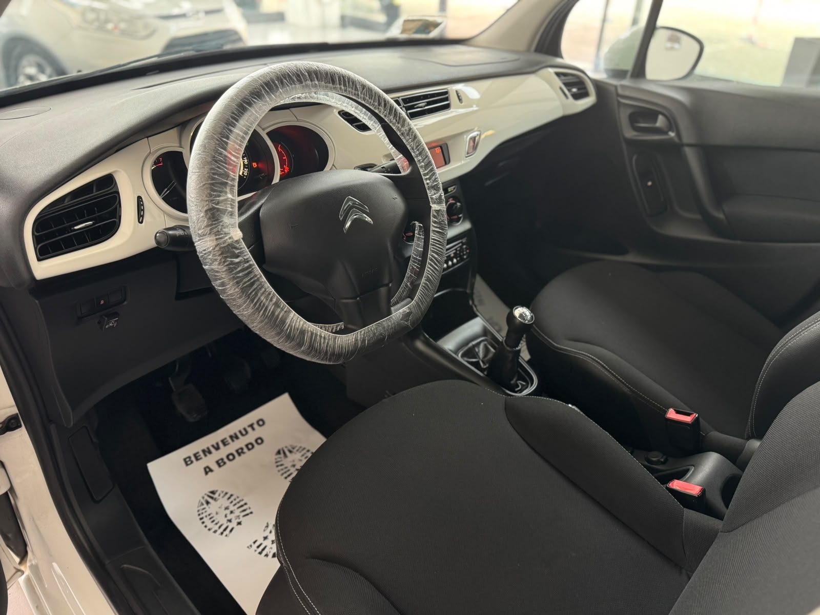 CITROEN C3 1.0 LIVE EDITION